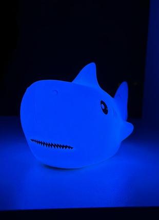 Нічник акула іграшка для дітей5 фото