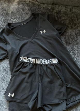 Чорна футболка under armour7 фото