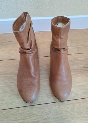 Весняні коричневі черевики new look натуральна шкіра 38 розмір2 фото