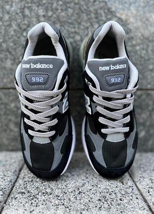 Жіночі кросівки new balance 992 люкс якість8 фото