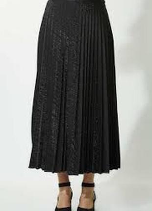 Чёрная юбка миди плиссе с люрексовой нитью8 фото