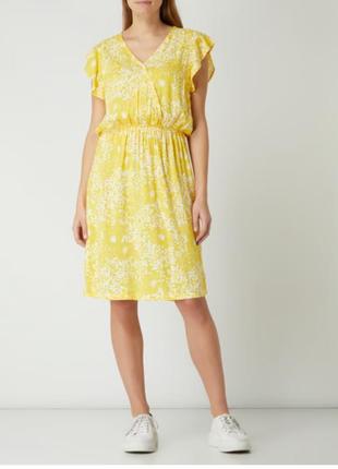 Сонячна літня сукня з віскози на поясі резиночка легенька та дуже гарна