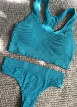 Комлект в рубчик