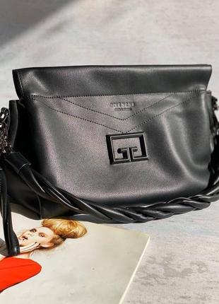 Шикарна чорна шкіряна сумка брендова сумочка