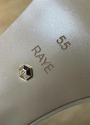 Босоніжки raye