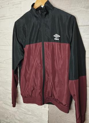 Чоловіча оригінальна вітровка куртка umbro active burgundy s2 фото