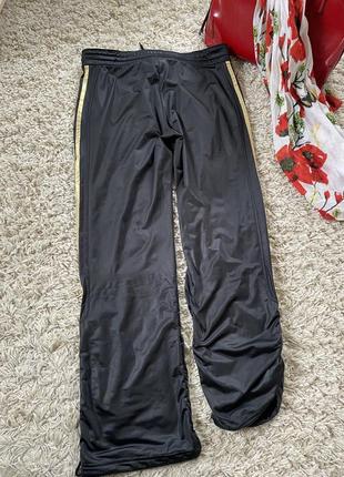 Винтажные черные спортивные штаны с золотыми лампасами,adidas,p38-409 фото