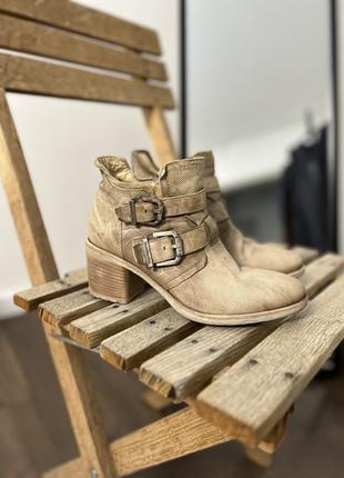Черевики казаки ковбойки nero giardini made in italy шкіра