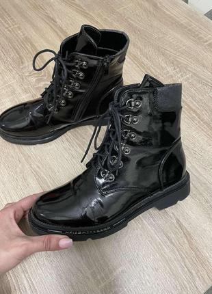 Жіночі демісезонні черевики