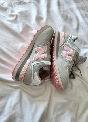 Замшевые кроссовки new balance 574 grey pink5 фото