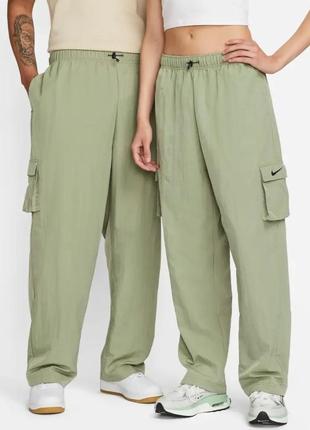 Брюки жіночі nike high-rise woven cargo pants оригінал