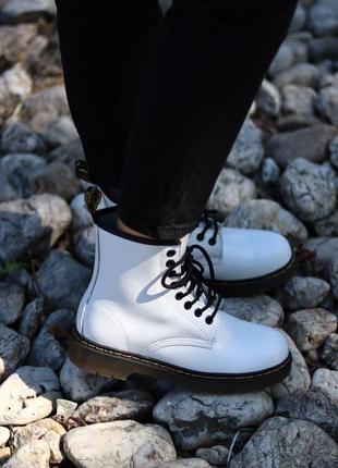 Dr. martens 1460 white жіночі демісезонні черевики мартінс білий колір (36-40)💜2 фото