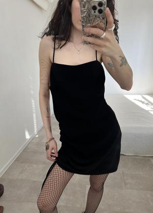 Чорна міні сукня zara з відкритою спинкою та завязками8 фото