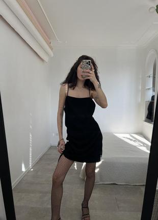 Чорна міні сукня zara з відкритою спинкою та завязками6 фото