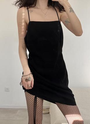 Чорна міні сукня zara з відкритою спинкою та завязками9 фото