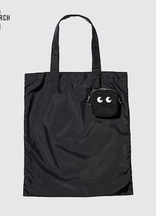 Чорна компактна , дуже зручна сумка від дизайнерської колаборації uniqlo+anya hindmarch