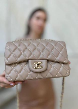 Женская сумка chanel 20 молодежная сумка шанель через плечо из мягкой экокожи изящная брендовая сумочка