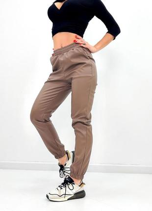 🔥мегакомфортні штани-джогери з екошкіри2 фото