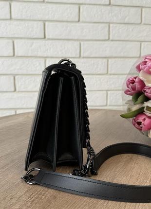 Стильная женская мини сумочка клатч ysl с цепочкой, маленькая сумка с венчиком брелком черная люкс качество4 фото