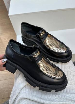 Екслюзивні туфлі лофери з натуральної італійської шкіри та замші жіночі на шнурках