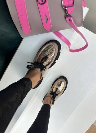 Екслюзивні туфлі лофери з натуральної італійської шкіри та замші жіночі на шнурках5 фото