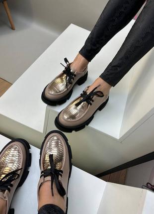 Екслюзивні туфлі лофери з натуральної італійської шкіри та замші жіночі на шнурках7 фото