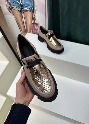 Екслюзивні туфлі лофери з натуральної італійської шкіри та замші жіночі на шнурках3 фото