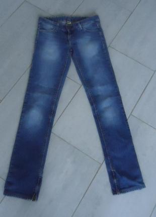 Zara trf вузькі джинси з блискавками 42 44