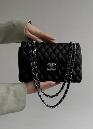 Chanel black/ silouis vuittoner  bo45635