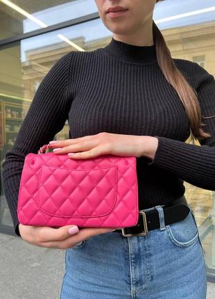 Жіноча сумка chanel 20 молодіжна сумка шанель через плече з м'якої екошкіри витончена брендова сумочка  sk201410 фото