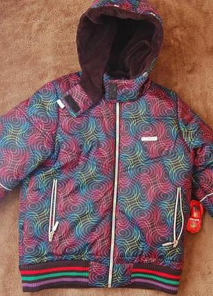 Зимова куртка, пуховик з капюшоном