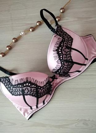 Шикарний бюстгальтер
