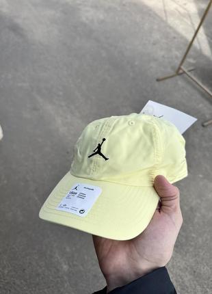 Новая кепка jordan2 фото