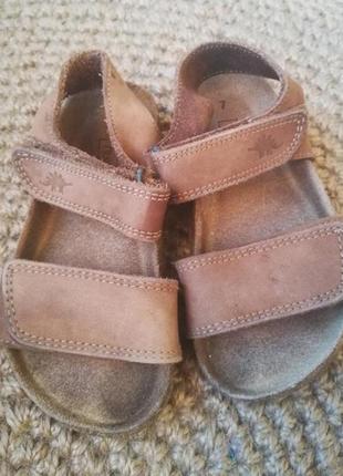 Сандалі/босоніжки