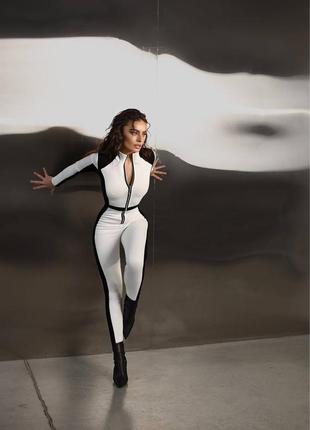 Бежевий чорний жіночий облягаючий комбінезон з довгим рукавом трендовий комбінезон6 фото