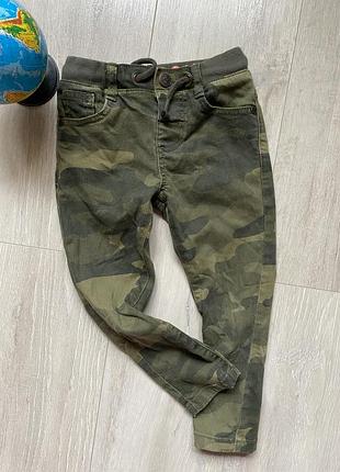 Камуфляжні штани marks&spencer 3,4 роки