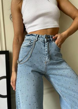 Женские весенние джинсы baggy свободного кроя со стразами размеры 25-306 фото