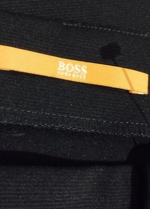 Елегантна зручна спідниця елітного німецького бренду hugo boss7 фото