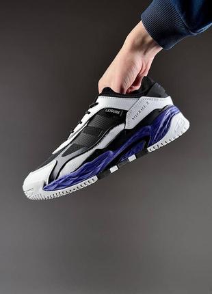 Популярна модель чорно-білих кросівок з фіолетовими вставками 🤍🖤💜5 фото