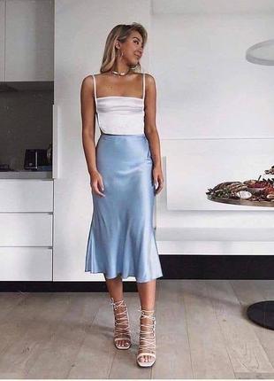 Блакитна жіноча шовкова спідниця міді класична довга спідниця атлас базова довга сатинова юбка