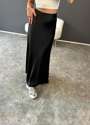 Чорна жіноча шовкова спідниця максі класична довга спідниця атлас базова довга сатинова юбка2 фото