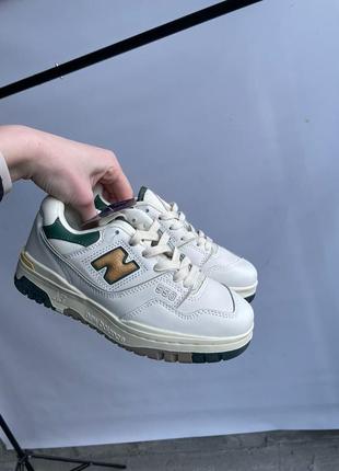 Жіночі кросівки new balance 550 уцінка