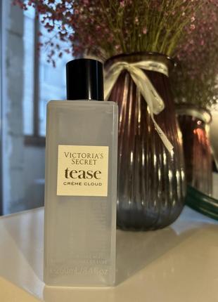 Парфумований спрей для тіла victoria's secret tease crème cloud fragrance mist 250 мл