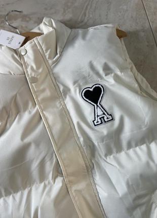 Жилетка безрукавка