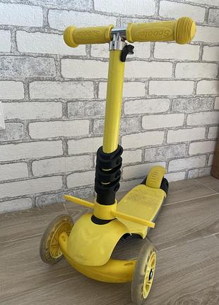 Дитячий  самокат