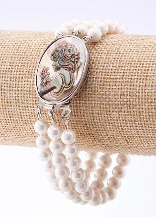 Браслет из белой "майорки"