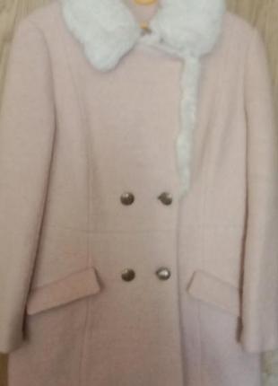 Розовое пальто букле демисезонное2 фото