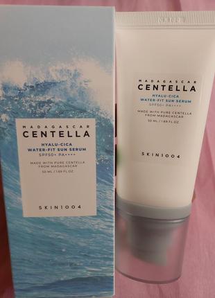 Skin1004 - зволожувальний сонцезахисний крем - madagascar centella hyalu-cica water-fit sun serum spf50+ pa++++ - 50ml