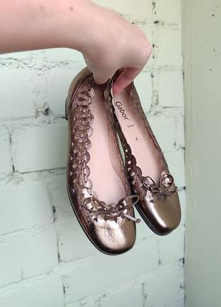 Шкіряні туфлі мокасини балетки від бренду  gabor