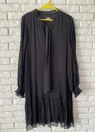 Гарна сукня гофре шифон чорна на підкладці 18 3хл5 фото